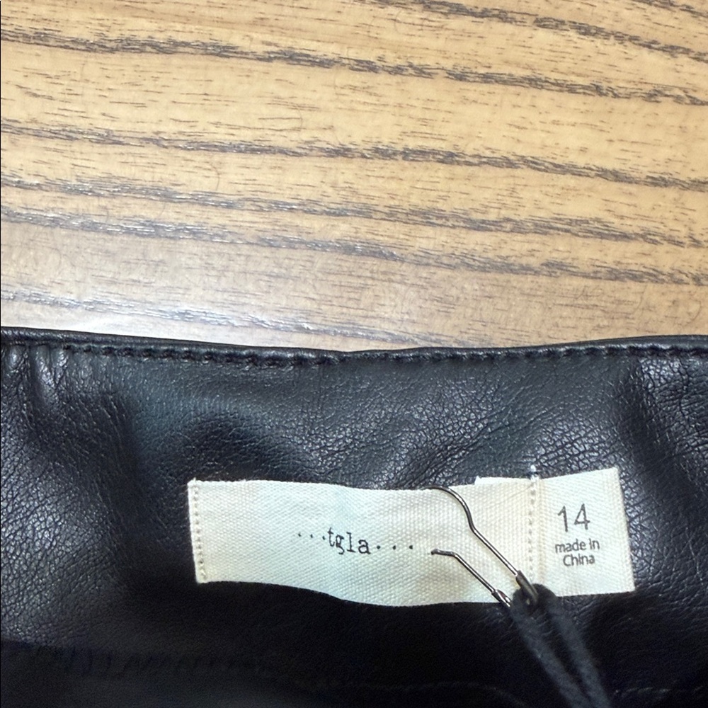 Francescas Black Faux Leather Button Front Mini Skirt Youth 14 - Picture 3 of 9